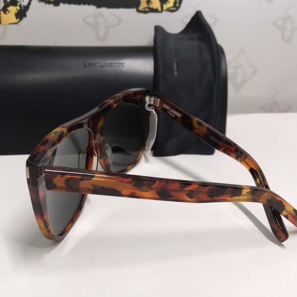 Tortoise Shell Sunglasses SL1 015 main image 13
